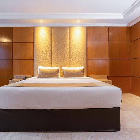 Hotel Bumi Senyiur Samarinda Exterior foto